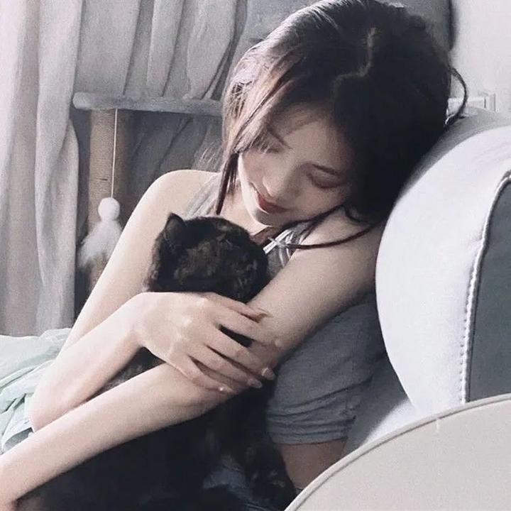 我的霸道美女房东